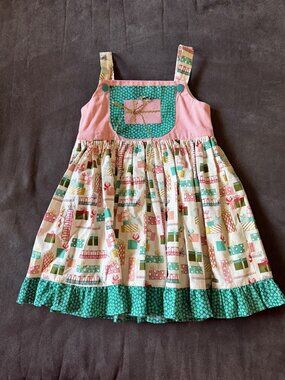 Handmade Girls Pink & Green Holiday Dress With Gift Print & Ruffle Hem Size Appr